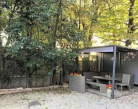 Bed & Breakfast Ab Innovative Design