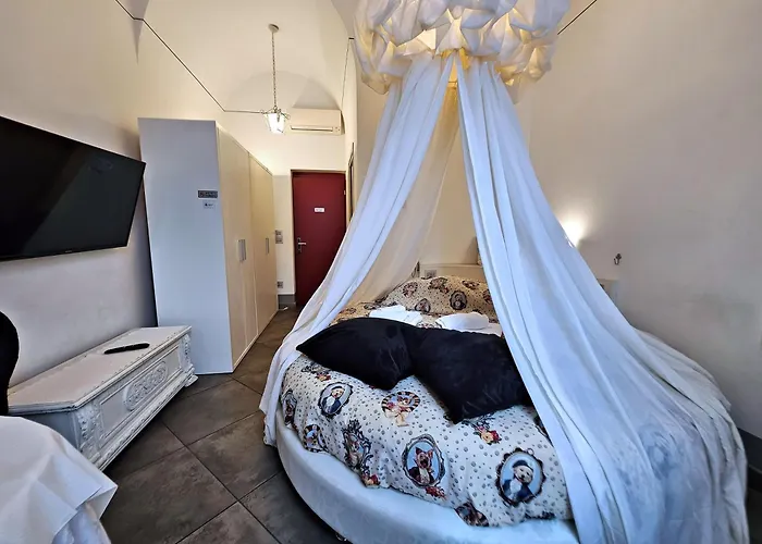 Ab Innovative Design לינה וארוחת בוקר 3*